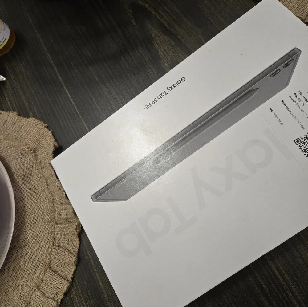 Samsung Galaxy Tab S9 FE+ Plus 12.4